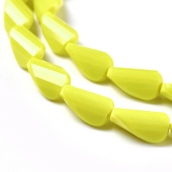 Желтый Непрозрачные сплошные цветные стеклянные бусины, граненые, твист, желтые, 13x8x5 мм, отверстие : 1.4 мм, около 50 шт / нитка, 26.9 дюйм (68.5 см)