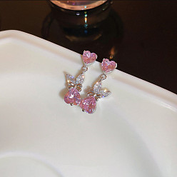 Бледно-Розовый Серьги-гвоздики с подвесками из латуни с кубическим цирконием в форме кролика, платина, розовый жемчуг, 24.5x9.3 мм