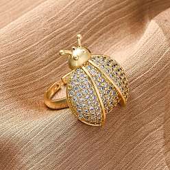 Настоящее золото 18K Латунные микропаве кубические цирконии регулируемые открытые манжеты кольца для женщин, без кадмия и без свинца, насекомое, реальный 18 k позолоченный, внутренний диаметр: регулируемый, лоток : 23.5x19 мм