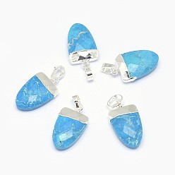 Синтетическая Бирюза Синтетические бирюзовые подвески, с длинными латунными накладками, граненые, ножны, серебряный цвет гальваническим, 18~19x11x5 мм, отверстие : 4x6 мм