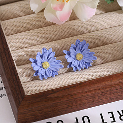 Васильковый Серьги-гвоздики из сплава с покрытием, окрашенным методом запекания, цветок, золотые, васильковый, 25x24 мм