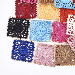 (52) Непрозрачная лаванда Поликоттон (полиэстер хлопок) тканые подвесные украшения, с латунной фурнитурой , квадрат с плоской раунде, золотой свет, разноцветные, 30x30x1 мм