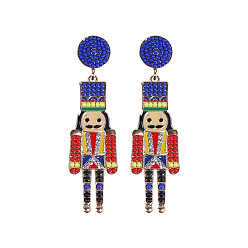 Темно-Синий Серьги-гвоздики из сплава с эмалью в форме мультяшного солдата, с искусственным жемчугом и бисером, платина, темно-синий, 69x19 мм