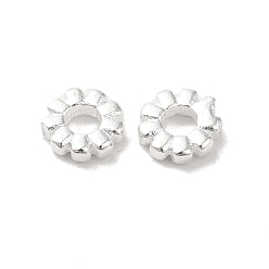 Серебро Латунные бусины, цветок, серебряные, 4x1 мм, отверстие : 1.6 мм