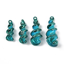 Темно-бирюзовый Подвески из натуральной ракушки трохус, окрашенные распылением, спиральные подвески, темные бирюзовый, 26~38x10~14x8~13 мм, отверстие : 1~1.5x1.5~2.5 мм