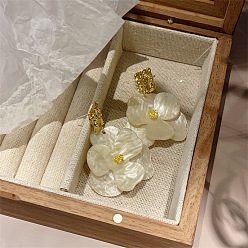 Белый Серьги-гвоздики из акрила и сплава, цветок, золотые, белые, 60 мм