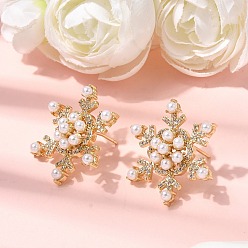 Настоящее золото 18K Серьги-гвоздики из латуни с микропаве из прозрачных кубических цирконий в форме снежинки, с пластмассовой жемчужиной abs, долговечный, стойки покрытие, без свинца и без кадмия, реальный 18 k позолоченный, 28x24 мм