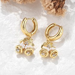 Настоящее золото 18K Латунные серьги-кольца из прозрачного кубического циркония, с ABS имитации жемчуга, без свинца и без кадмия, долговечный, стойки покрытие, Рождественский колокольчик, реальный 18 k позолоченный, 31.5x14.5 мм