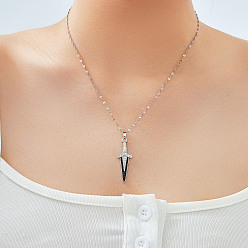 Черный Ожерелья с подвеской в виде меча из латуни с прозрачным кубическим цирконием, Эмаль стиле, платина, чёрные, 15.75 дюйм (40 см)