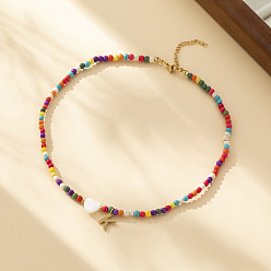 Letter K Ожерелья из круглых бусин в форме сердца из натуральных ракушек и разноцветных стеклянных семян, ожерелья шкентеля, 304 колье из нержавеющей стали, золотые, Письмо K, 15.35 дюйм (39 см)