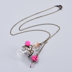 Rose Foncé Colliers pendants, avec des perles de howlite synthétiques crâne, rose perles de résine de fleurs, bouteilles en verre et chaînes câblées en laiton plaqué bronze antique, pour la fabrication de colliers de fioles de sang, rose foncé, 18.11 pouce (46 cm)