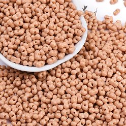 Сэнди Коричневый Выпечка краска стеклянные бусины, круглое отверстие, арахис, песчаный коричневый, 3.5x6x3.5 мм, отверстие : 0.9 мм, Около 3750 шт / фунт