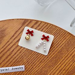 Красный Серьги-гвоздики с подвесками из цинкового сплава с имитацией жемчуга в форме банта, cmолой, золотые, слева и справа, красные, 20x16 мм