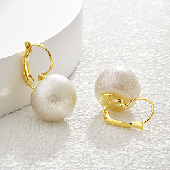 Настоящее золото 14K Круглые серьги-кольца из латуни с пластиковым искусственным жемчугом, реальный 14 k позолоченный, 27.5x16 мм