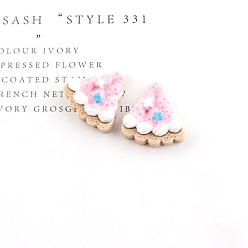 Pink Triangle Cake Resin Cabochons, Imitation Food, Pink, 24x23mm