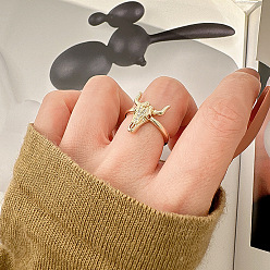 Золотой Кольца-манжеты с головой крупного рогатого скота из латуни с микропаве из прозрачного кубического циркония, регулируемые, для женщин, золотые, внутренний диаметр: регулируемый