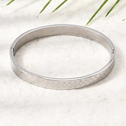 Couleur Acier Inoxydable 304 Bracelets manchettes articulés en acier inoxydable à motif tartan texturé pour femmes, sans ternissement, couleur inox, diamètre intérieur: 2.05x2.56 pouce (5.2x6.5 cm)