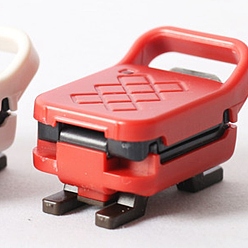 Красный Мини пластиковая модель машины для завтрака, аксессуары для кукольного домика на кухне с микро-ландшафтом, притворяясь опорными украшениями, красные, 40x25x25 мм