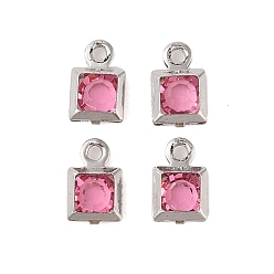 Ярко-Розовый Стеклянные подвески из латуни с покрытием стойки, без кадмия и без свинца, долговечный, квадратный, платина, ярко-розовый, 7x4.5x2 мм, отверстие : 1 мм