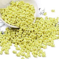 Желтый Непрозрачные акриловые бусины, окрашенные распылением, арахис, желтые, 6.5x4x3 мм, отверстие : 1.2 мм, Около 10000 шт / 500 г