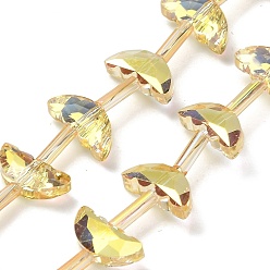 Золотистый Гальванизируйте прозрачные стеклянные бусины, луна, граненые, с половиным покрытием, золотые, 4.5x10x3.5 мм, отверстие : 0.9 мм, около 49~50 шт / нитка, 20.47~20.71'' (52~52.6 см)