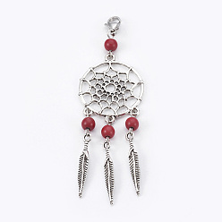 Красный Окрашенные синтетической бирюзы большие кулоны, с выводами из тибетского сплава и 304 застежками из лобстера, тканая сеть / паутина с пером, старинное серебро и цвет нержавеющей стали, красные, 90 мм, кулон: 80x29x6 мм