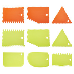 (52) Непрозрачная лаванда 9 шт. 3 стили пластиковый скребок для крема с краем для выпечки, резак для теста, кондитерские шпатели, инструменты для выпечки украшения торта, разноцветные, 85~123x88~110x1~1.2 мм, отверстие : 9~9.7 мм