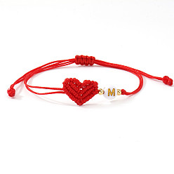 Letter M Браслеты из плетеных бусин из латуни и смолы, Регулируемые браслеты из волоконного шнура в форме сердца для женщин, плоские круглые с буквы, Буква М, 11.02 дюйм (28 см)