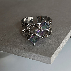 Платина Прямоугольный сплав с регулируемыми манжетами из стразов, платина, внутренний диаметр: регулируемый