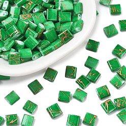 Зеленый 2-дырочные стекло бисер, , квадратный, зелёные, 5x4.5~5.5x2~2.5 мм, отверстие : 0.5~0.8 мм