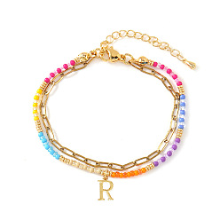 Letter R 304 Браслеты из нержавеющей стали с подвесками в виде букв, двухслойные, Эластичные браслеты из смоляных бусин для женщин, золотые, Буква R, 6.50 дюйм (16.5 см) ~ 6.69 дюйм (17 см)