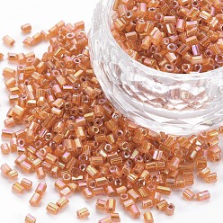 Оранжевый Стеклярус, серебряная подкладка цвета радуги, оранжевые, 2.5~3x2 мм, отверстие : 0.9 мм, Около 15000 шт / фунт