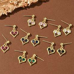 (52) Непрозрачная лаванда Серьги-гвоздики в форме сердца из латуни с микропаве из кубического циркония ко Дню святого Валентина, без кадмия и без свинца, долговечный, стойки покрытие, реальный 18 k позолоченный, разноцветные, 18x10 мм