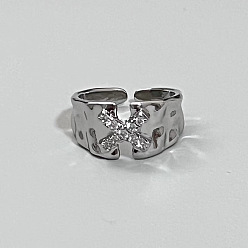 Cross Латунные манжеты с прозрачным кубическим цирконием, платина, крестик, внутренний диаметр: регулируемый