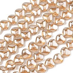 Седло Коричневый Гальванизированная нить из прозрачных стеклянных бусин, сердце, седло коричневый, 9.5x10.5x6 мм, отверстие : 0.7 мм, около 42 шт / нитка, 15.87'' (40.3 см)