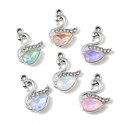 Platino Colgantes de vidrio de aleación de chapado uv, encanto de cisne, con diamante de imitación, facetados, color mezclado, Platino, 23x16x4.5 mm, agujero: 1.8 mm