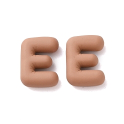 Letter E Акриловые подвески краскораспылительные, прорезиненный стиль, коричневые, Письмо E, 20x14x6 мм, отверстие : 1.5 мм