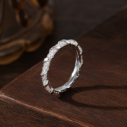 Серебро Кольца для женщин с микропаве из латуни и кубическими цирконами, твист, серебряные, размер США 9 (18.9 мм)