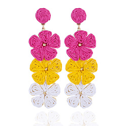 Pink Серьги-гвоздики из рафии с цветком из латуни, розовые, 90x30 мм