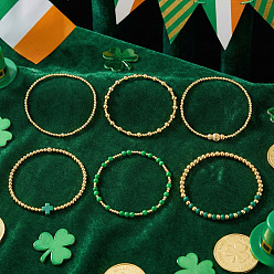 Золотой 6шт. Браслеты из латуни и стеклянного бисера на резинке ко Дню Святого Патрика для женщин, крест и круглый, золотые, 6.89 дюйм (17.5 см)