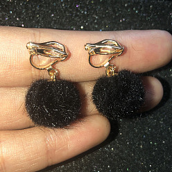 Черный Клипсы из полиэфирного сплава, круглые, золотые, чёрные, 28x15 мм