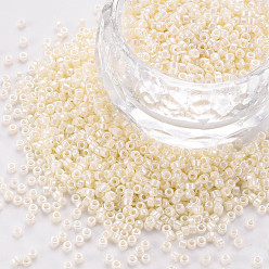Lemon Chiffon Glass Cylinder Beads, Seed Beads, Opaque Colours Luster, Round Hole, Lemon Chiffon, 1.5~2x1~2mm, Hole: 0.8mm, about 8000pcs/bag, about 1pound/bag