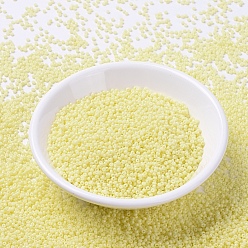 (RR4451) Дуракоат Окрашенный Непрозрачный Светлый Лимонный Лед Миюки круглые бусины рокайль, японский бисер, (rr 4451) непрозрачный светлый лимонный лед, 11/0, 2x1.3 мм, Отверстие : 0.8 мм , около 5500 шт / 50 г