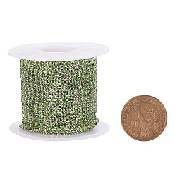Peridot Brass Rhinestone Strass Chains, with Spool, Rhinestone Cup Chain, about 2880pcs Rhinestone/bundle, Grade A, Silver Color Plated, Peridot, 2mm, about 10yards/roll