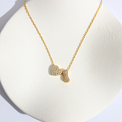 Letter I Ожерелья с подвеской в виде сердца из латуни с микропаве из прозрачного кубического циркония, золотые, Буква "i", 16.14 дюйм (41 см)