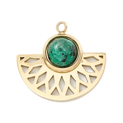 Морско-зеленый Ионное покрытие (ip) 304 подвески из нержавеющей стали с синтетическим кабошоном из кунжутной яшмы, вентилятор, цвета морской волны, 16x17.5x4.5 мм, отверстие : 1.3 мм