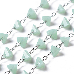 Средний Аквамарин Ручной цепи стекло бисером, с латунной фурнитурой платинового цвета, пайки, долговечный, треугольные, граненые, средний аквамарин, 3.5~4x4~4.5x3 мм, около 32.8 футов (10 м) / рулон