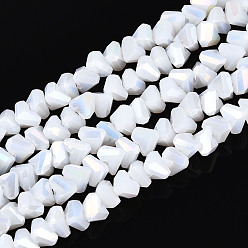 Белый Гальванические непрозрачные стеклянные бусины, треугольные, с покрытием AB цвета, граненые, белые, 3~3.5x4~4.5x4~4.5 мм, отверстие : 0.8 мм, около 121~131 шт / нитка, 14.37~15.35 дюйм (36.5~39 см)