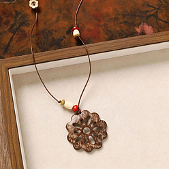 Flor Colgante de coco natural, collar largo ajustable con cordón de cuero y cuentas de madera., coco marrón, flor, 31.50 pulgada (80 cm), colgante: 50 mm