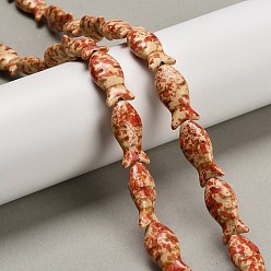 Сэнди Коричневый Синтетических нитей бирюзовые бусы, рыба, окрашенные, окрашеные, песчаный коричневый, 24x11.5~12x7 мм, отверстие : 1.2 мм, около 17 шт / нитка, 15.16'' (38.5 см)